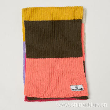 Girl's color block knitted scarves